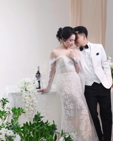 𝐂𝐎𝐍𝐂𝐄𝐏𝐓 𝐂𝐔̛𝐎̛́𝐈 𝐌𝐒𝐎𝐋 𝐋𝐔𝐗𝐔𝐑𝐘 𝐖𝐄𝐃𝐃𝐈𝐍𝐆 