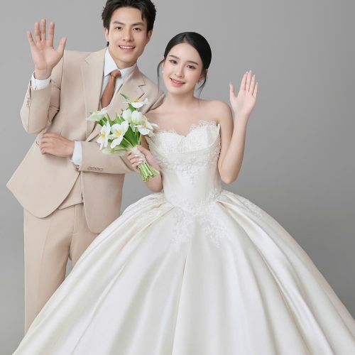 MINH KHANH - TUỆ NHI 3