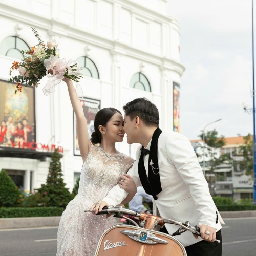 HOÀNG NGUYÊN - MAI HÂN