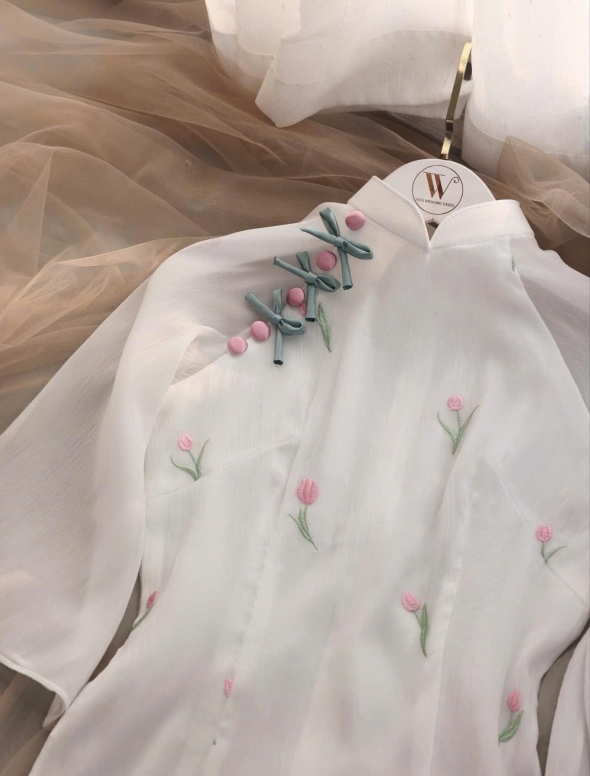 ÁO DÀI BÊ LỄ 14
