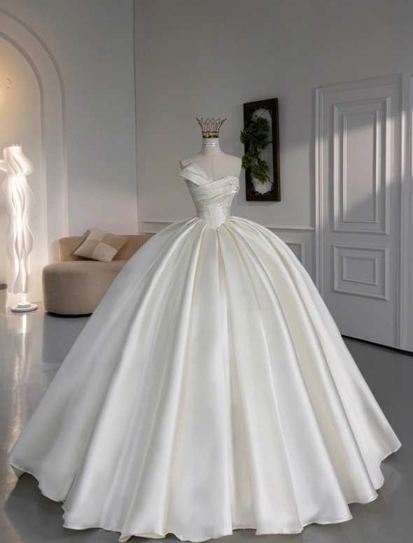 ​​​​VÁY LUXURY LO8