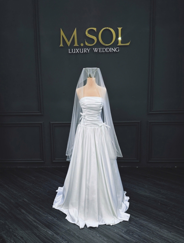 ​​​​VÁY LUXURY L19